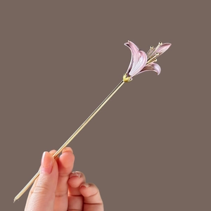 Elegant purple lily flower hair pin with gold metal stem for women's traditional styling