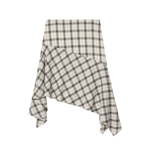 Set gonna asimmetrica scozzese e camicia elastica con classico motivo a scacchi neri