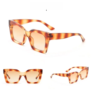 Three-view perspective of retro oversized tortoiseshell square sunglasses with tea lenses