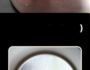 Macro view of 316 stainless steel interior bottom with 304 corrosion-resistant liner