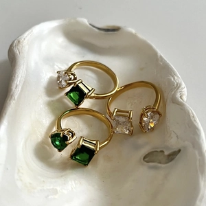 18k gold plated stainless steel open rings with emerald and clear zircon stones