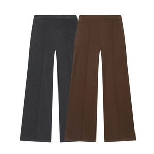 Damen Strick-Set mit Kurzarm-Oberteil und weiter Hose in Dunkelgrau und Braun zweifarbiger Look