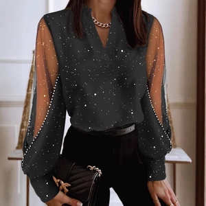 Damen-Shirt mit V-Ausschnitt, weißem Sternmuster und Ärmeln aus Mesh-Gewebe