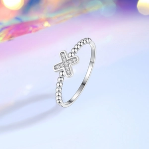 Sparkling S925 sterling silver X-shaped ring with pavé diamonds and beaded band texture
