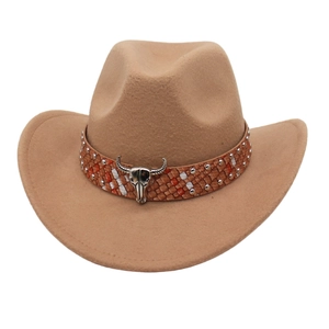 Western Cowboy Hut Wildlederimitat Retro Ethno Stil Mit Stierkopf Metall Ornament Und Geflochtenem Nietband Breiter Krempe
