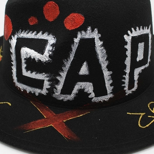 Chapeau fédora en laine noir avec broderie CAP et motifs graffiti de style urbain