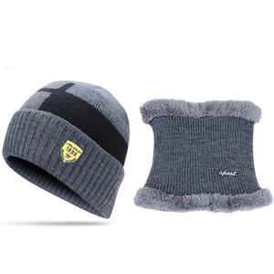 Winter beanie and neck warmer set in grey knit with warm fleece lining for cold weather