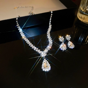 Vintage silver water drop jewelry set with sparkling rhinestones and crystal necklace
