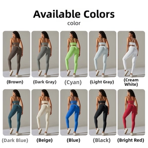 Vista posteriore di 10 set da yoga senza cuciture in vari colori con leggings e reggiseno