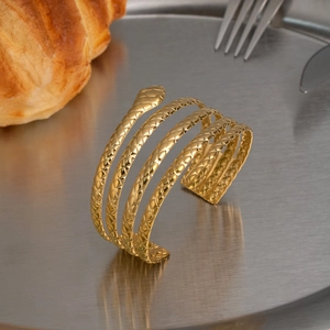 Chic 18K gold plated stainless steel snake wrap bangle with detailed scale texture