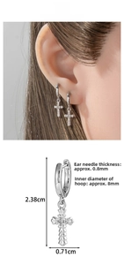 Guide des dimensions pour boucles d'oreilles croix en argent avec zircons micro-incrustés