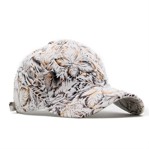 Casquette De Baseball Femme Motif Feuilles Mode Extérieur Chapeau De Soleil Boucle Métallique Réglable Style Velours Côtelé
