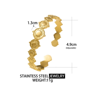 Detailed view of adjustable stainless steel bangle with dimensions and weight specs