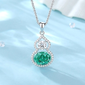 S925 silver gourd necklace with emerald green stone and sparkling zircon pendant