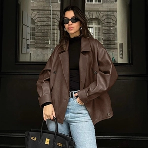 Retro brown oversized faux leather blazer jacket for women styled in European street fashion