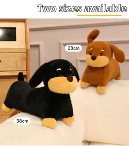 Detailed view of plush dachshund dogs in black and brown, sizes 28cm and 38cm