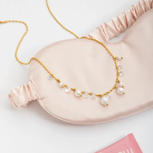 Elegant 18K gold plated stainless steel necklace with white pearls and sparkling zirconia
