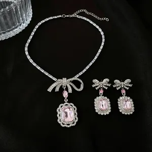 Bijoux Collier Et Boucles Oreilles Nœud Cristal Rose Pour Femme Avec Alliage 925 Sterling Silver Earring Post
