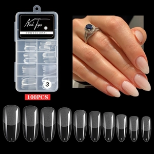 Detailset van 100 ultradunne transparante ovale nageltips met een 10-vaks opbergdoos