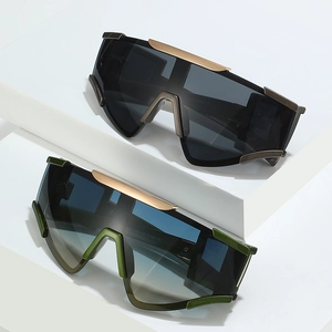 Oversized wrap-around sports sunglasses with UV400 lenses and gold metal top bar accents
