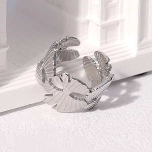 Minimalist ginkgo leaf stainless steel open ring with silver hollow design