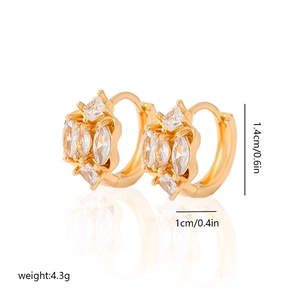 Detail view of 1.4cm gold earrings with marquise zircon clusters and dimensions data