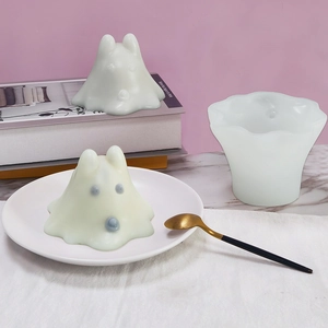 Ghost shaped DIY silicone mold for pudding with two cute white finished ghost figures