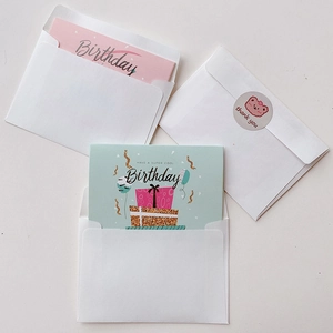Set di mini biglietti di auguri e buste con design di alta qualità per ogni regalo