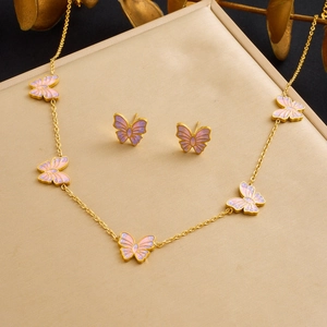Set collana e orecchini a farfalla con sfumatura rosa e viola in acciaio inossidabile