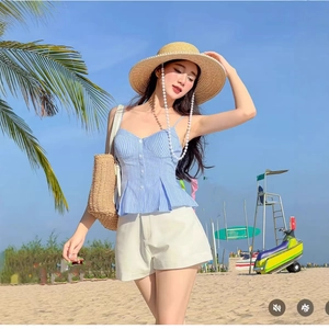 French chic striped camisole top and white high waist shorts summer beach outfit
