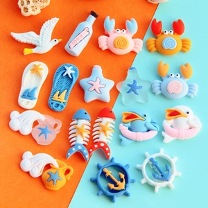Assortimento di ciondoli in resina tema oceano per fai-da-te con gabbiani e stelle marine