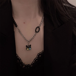 Cat pendant necklace with heterochromia eyes and black beaded titanium steel chain