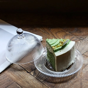 Französisches minimalistisches Set aus Glasglocke und passendem Dessertteller