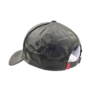Fashion camouflage baseball cap with red text label and adjustable metal buckle