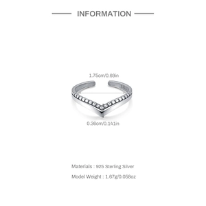 Detailed view of S925 sterling silver ring showing precise width and diameter measurements