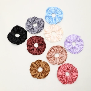 Chouchous Larges en Satin de Couleur Unie pour Femmes Style Coréen Plissé Volants Attaches de Cheveux Élastiques Élégants en Soie