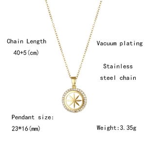 Detail view of gold star pendant necklace with 40+5 cm stainless steel chain specifications
