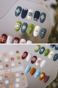 Vue macro d'autocollants 3D pour ongles à motifs mandalas et fleurs MN-181F