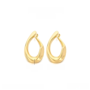 Detailed view of polished gold teardrop earrings with dimensions 36x21mm and 12g weight