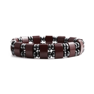 Bracciale magnetico a doppia fila con perle cilindriche rosso scuro e pietre grigie