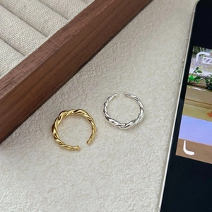 Minimalist twisted rope 925 sterling silver open rings in gold and silver finishes