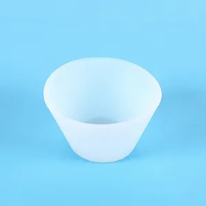 Detailed dimensions of 100ml translucent silicone measuring cup for resin DIY crafts