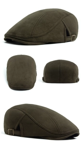 Détails de la casquette plate en daim olive avec boucles latérales réglables