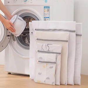 Multi-size laundry mesh bag set with fine mesh and grey zippers for machine washing