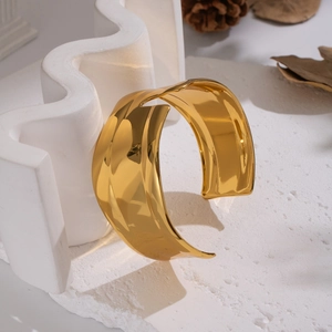 Minimalist wide geometric open cuff bracelet in 18K gold plated stainless steel