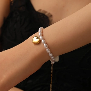 Bracelet Élégant En Künstliche Perles Artificielles Avec Pendentif Cœur En Acier Inoxydable Chaîne Réglable Bijoux Mode Femme