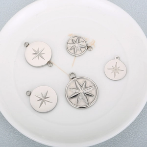 Charm Rond En Acier Inoxydable Motif Étoile À Huit Branches Gravé Pendentif Minimaliste Pour Création De Bijoux DIY Accessoire