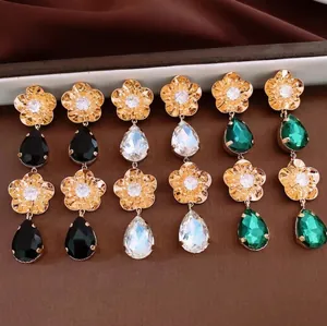 Boucles Oreilles Pendantes Fleur Goutte Cuivre Plaqué Or 18K Zircon Avec Tige Argent 925 Sterling Vintage Luxe Femmes
