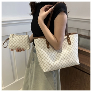 Women's vintage patterned tote bag set with matching small pouch for daily commute