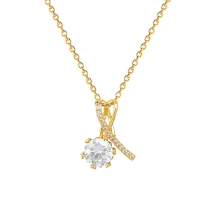 Collier élégant en acier titane doré avec pendentif cœur croisé et oxydes de zirconium
